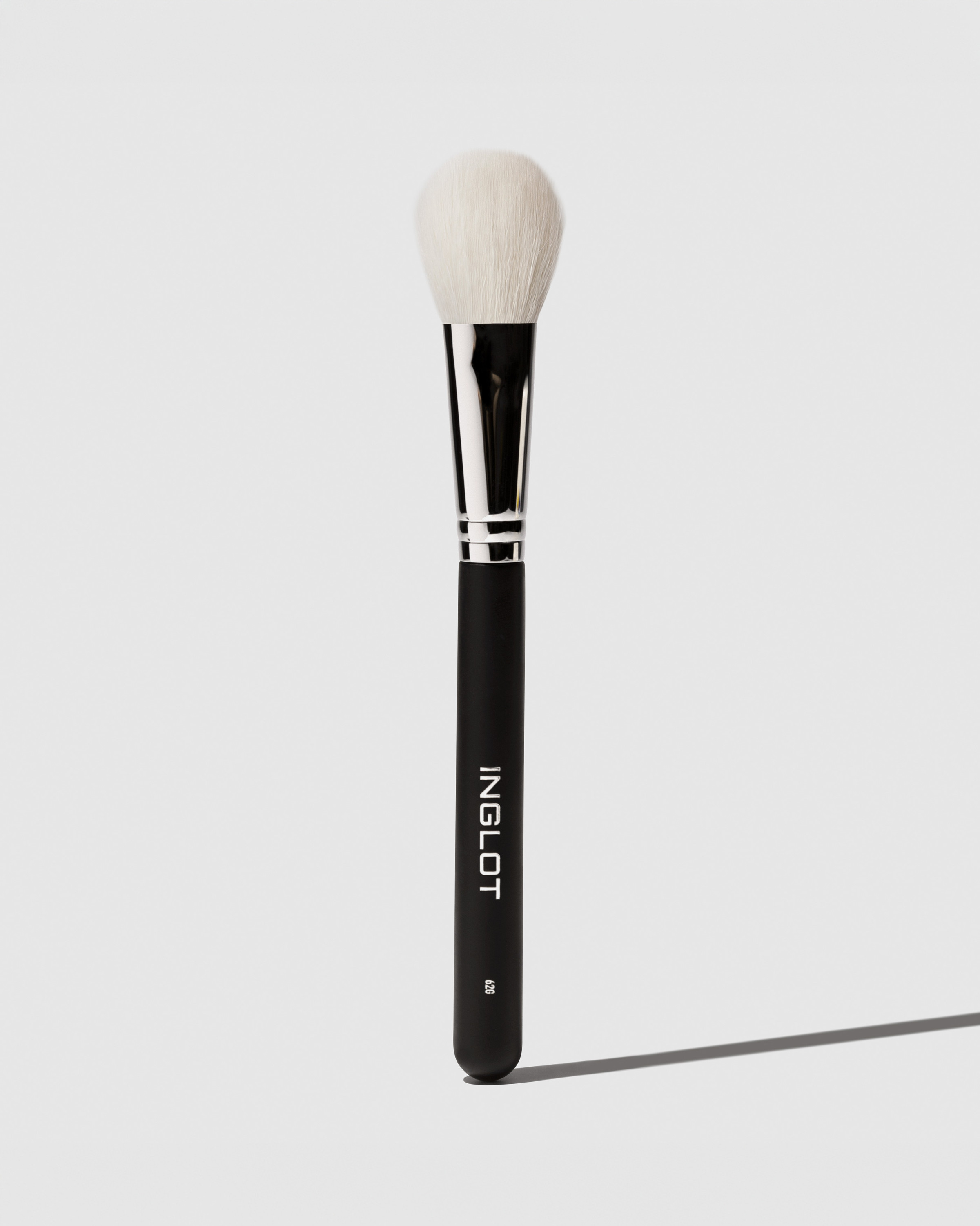 Click to zoom: Makeup Brush 62G